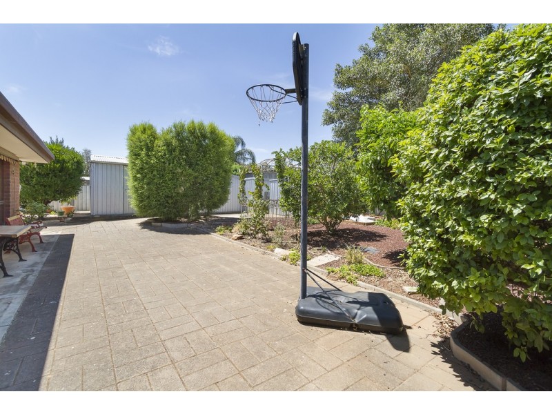 12 Goodfield Road, Para Hills West SA 5096