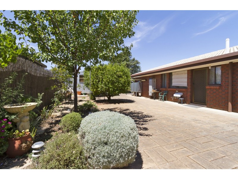 12 Goodfield Road, Para Hills West SA 5096