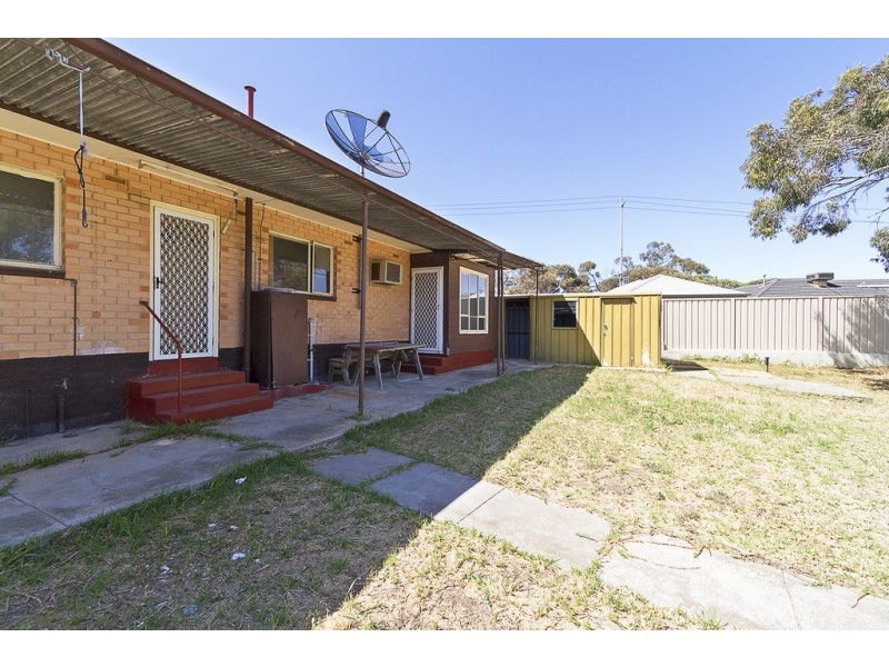 35 Marsh Avenue, Para Hills SA 5096