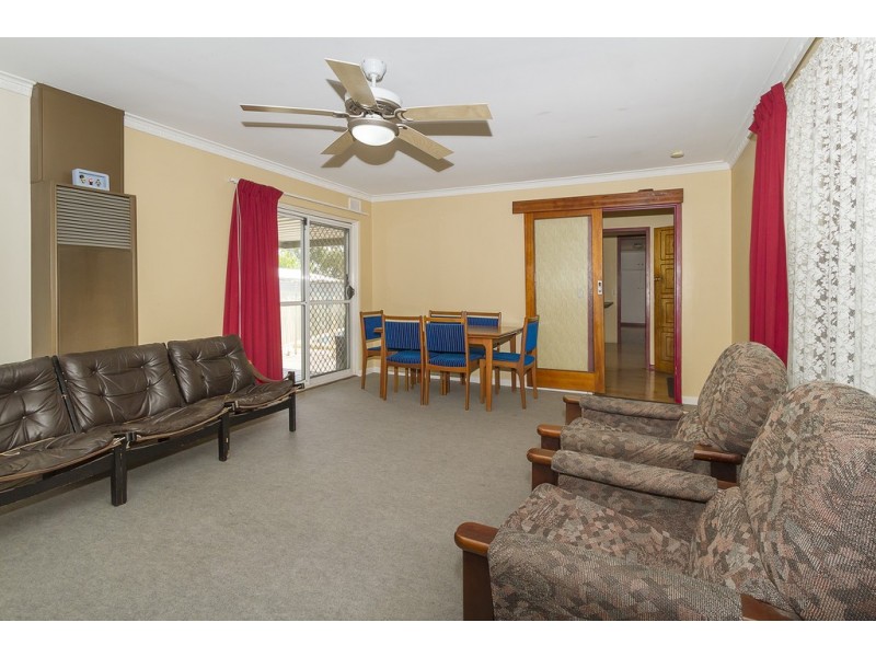 33 Balkara Road, Para Hills West SA 5096