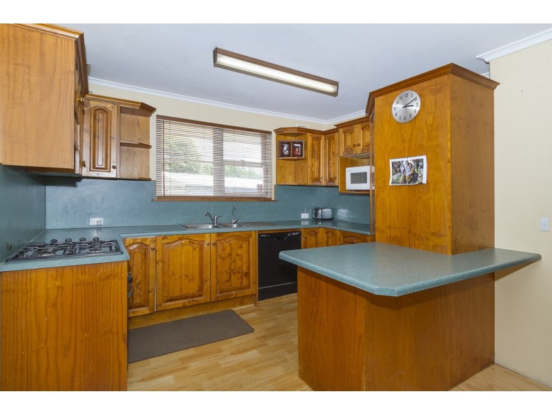 33 Balkara Road, Para Hills West SA 5096