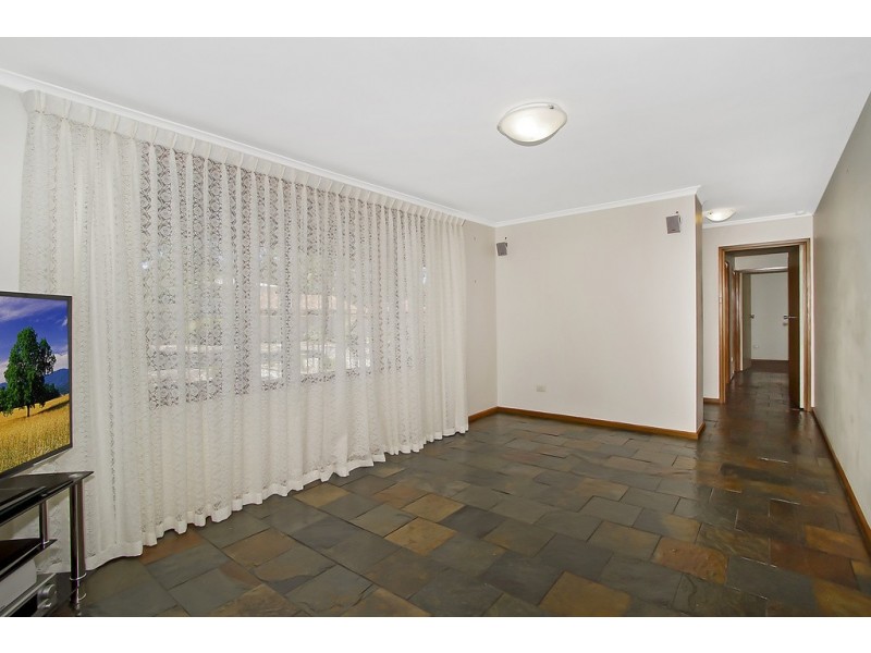 2 Moyes Court, Para Hills West SA 5096