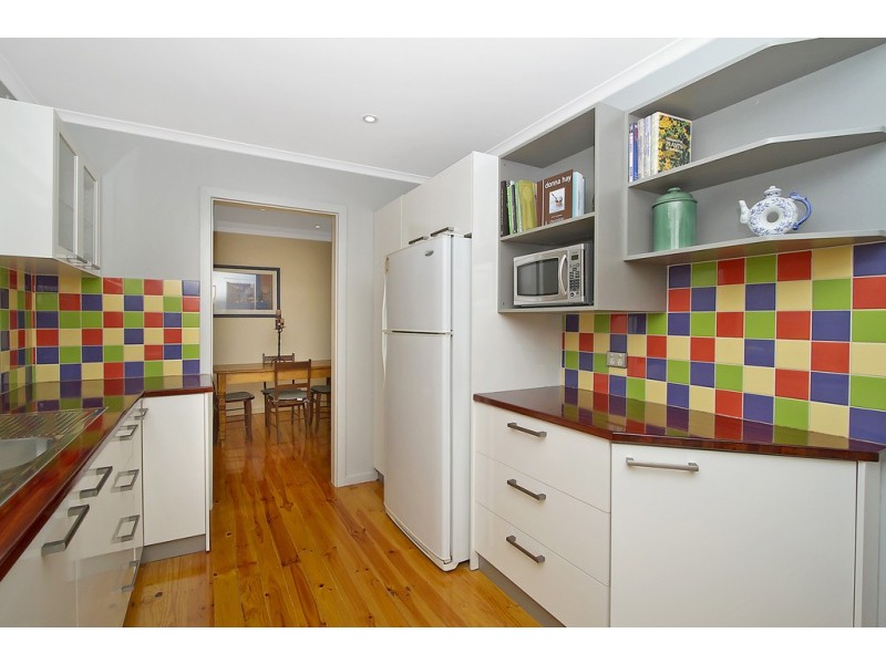 28 Flockhart Avenue, Valley View SA 5093