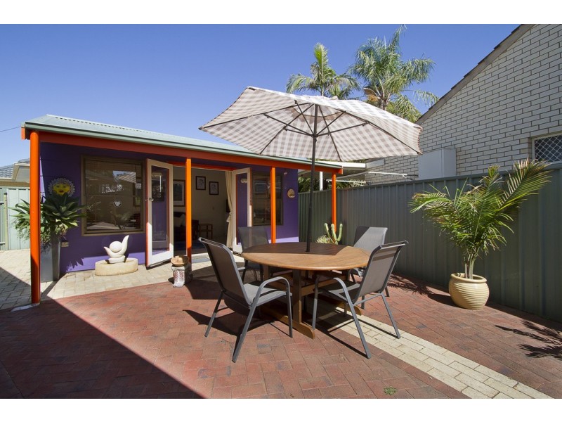 28 Flockhart Avenue, Valley View SA 5093