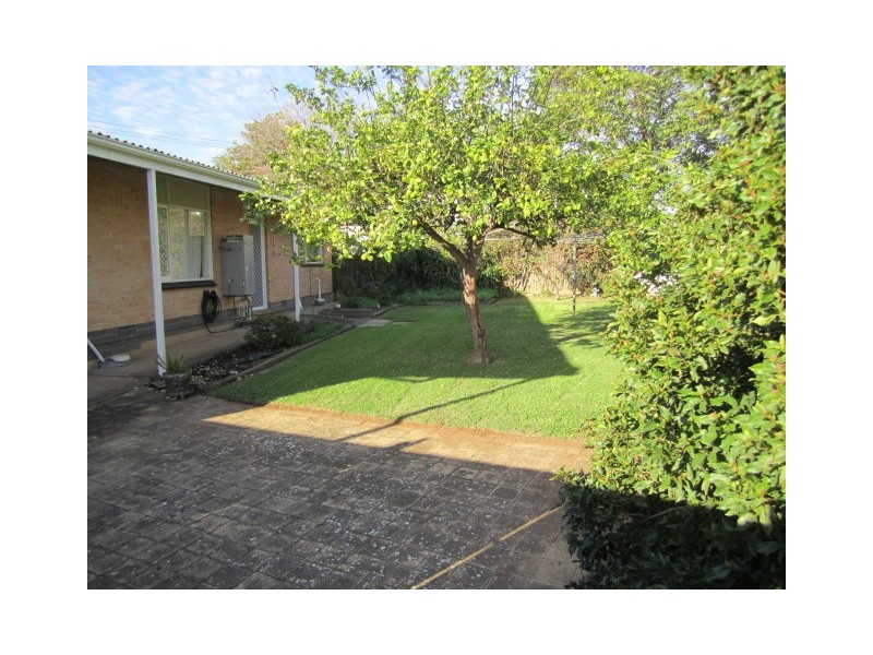 27 Williamson Road, Para Hills SA 5096