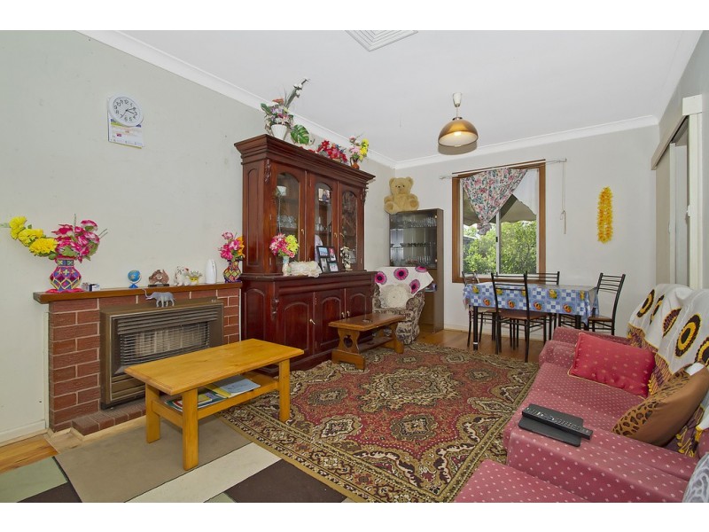 17 Abelia Street, Elizabeth Vale SA 5112