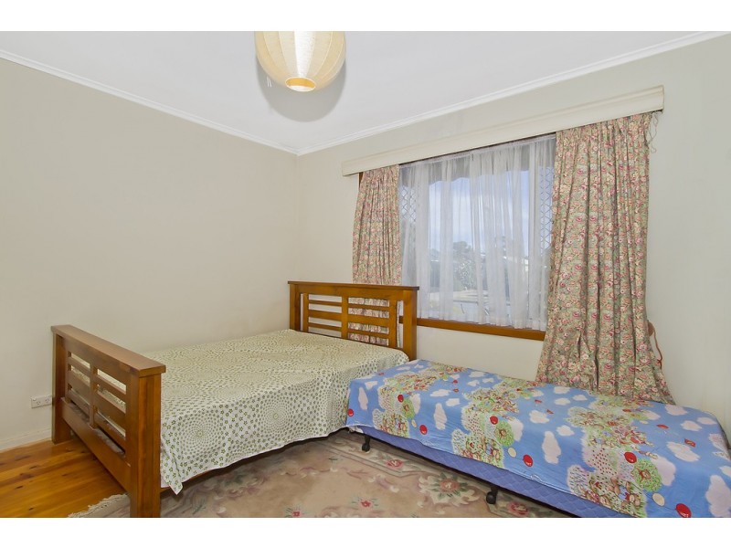 17 Abelia Street, Elizabeth Vale SA 5112