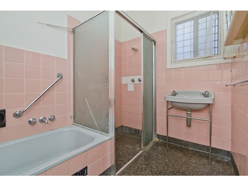 17 Abelia Street, Elizabeth Vale SA 5112