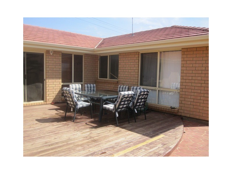 6 Lorikeet Close, Paralowie SA 5108