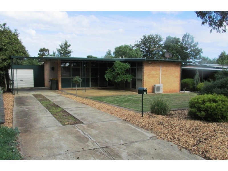 17 Pankala Road, Para Hills SA 5096