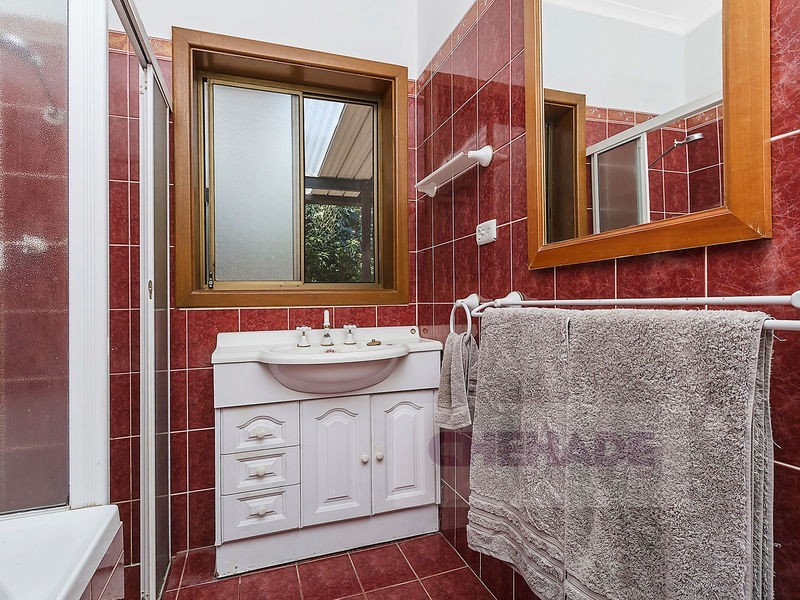 1a Raymond Road, St Agnes SA 5097