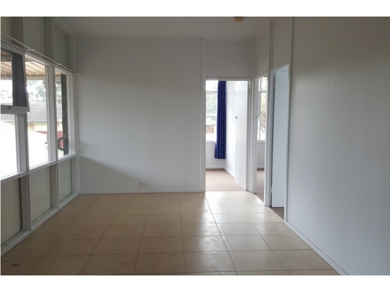 6 Hodge Road, Para Hills SA 5096