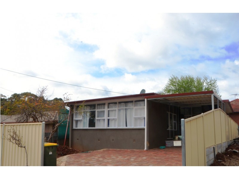 6 Hodge Road, Para Hills SA 5096