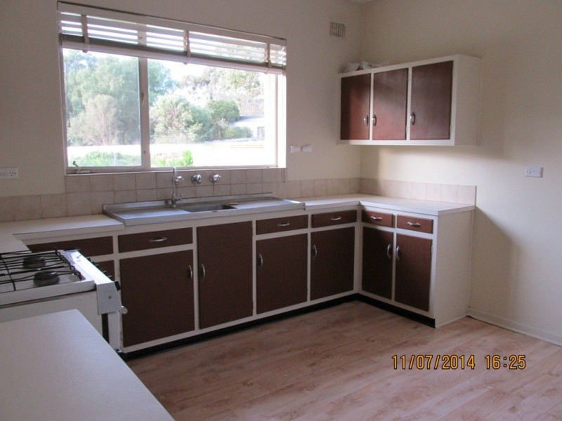 3 MARU CRT, Para Hills SA 5096