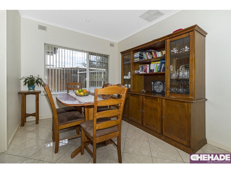 10 Hinton Avenue, Para Hills SA 5096