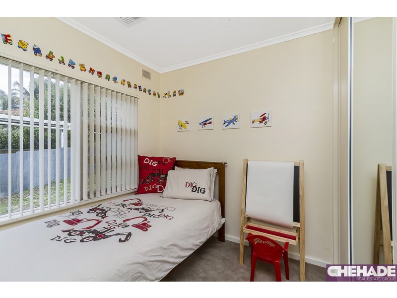 10 Hinton Avenue, Para Hills SA 5096