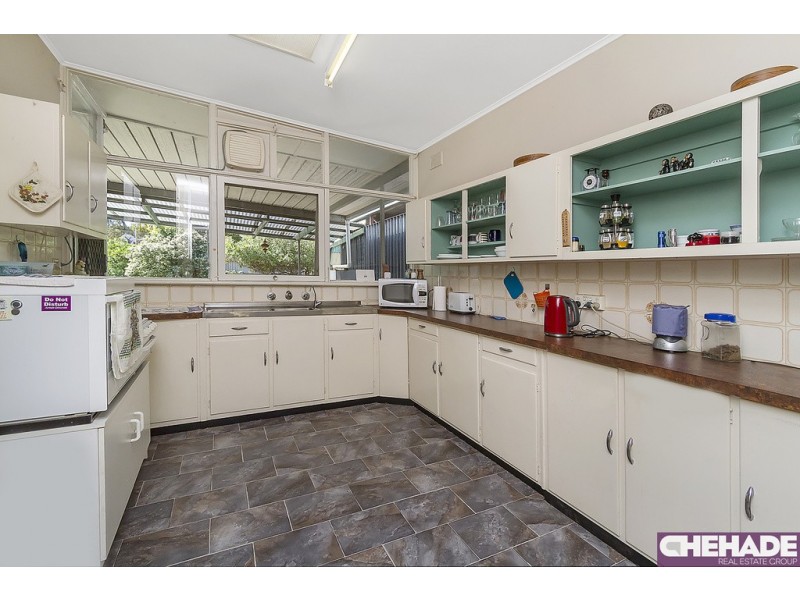 16 Pankala Road, Para Hills SA 5096