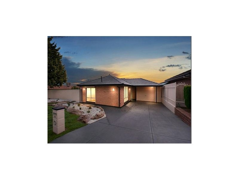 30 Hedgerow Drive, Gulfview Heights SA 5096