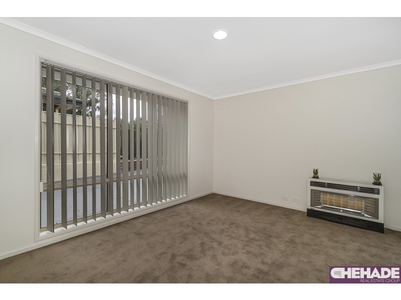 30 Hedgerow Drive, Gulfview Heights SA 5096