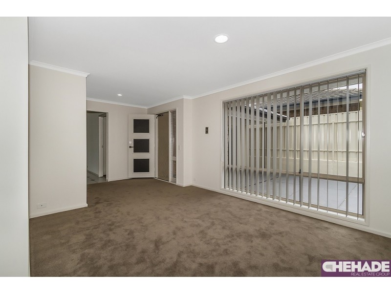 30 Hedgerow Drive, Gulfview Heights SA 5096