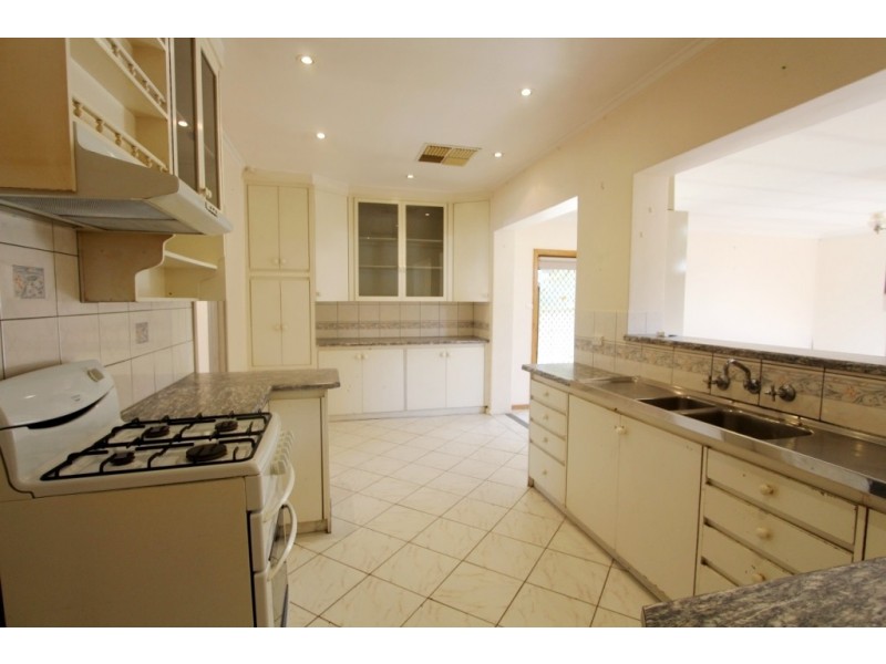 94 Kesters Road, Para Hills West SA 5096