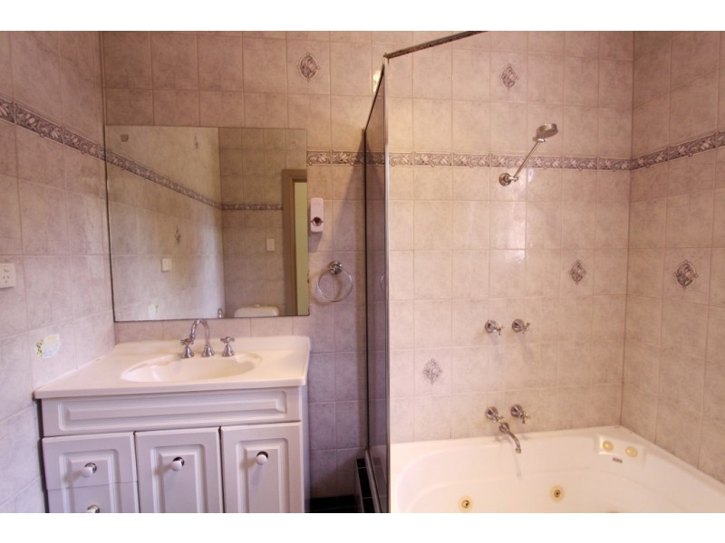 94 Kesters Road, Para Hills West SA 5096