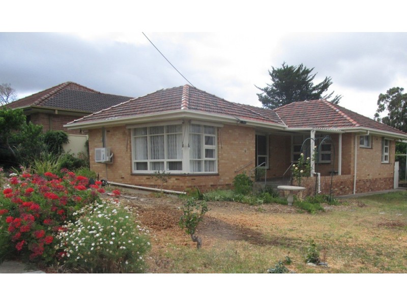 2 Flinders Drive, Valley View SA 5093