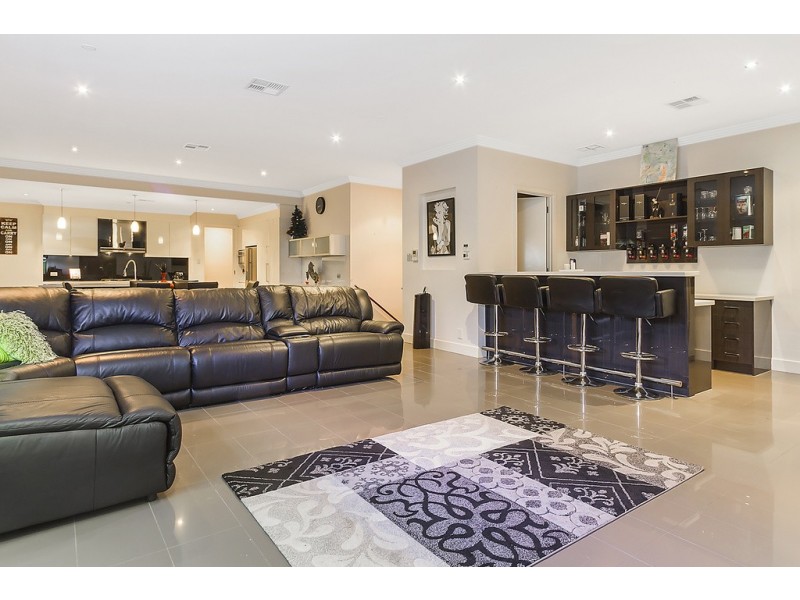21 Kotara Drive, Salisbury Heights SA 5109
