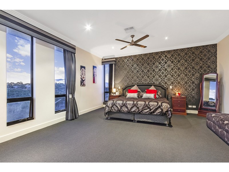 21 Kotara Drive, Salisbury Heights SA 5109