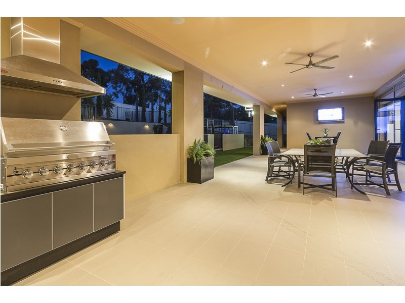 21 Kotara Drive, Salisbury Heights SA 5109