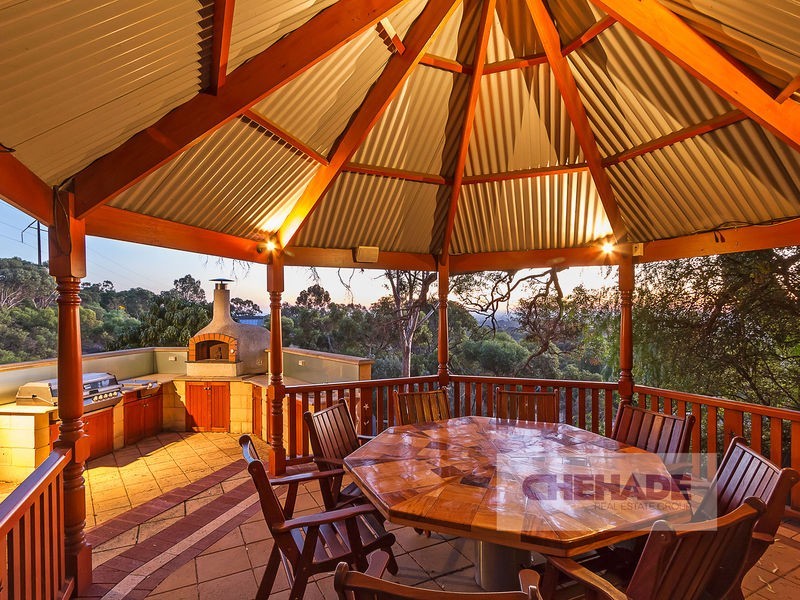 1 Dan Court, Salisbury Heights SA 5109