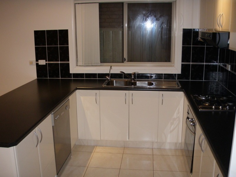 6 John Street, Para Hills SA 5096