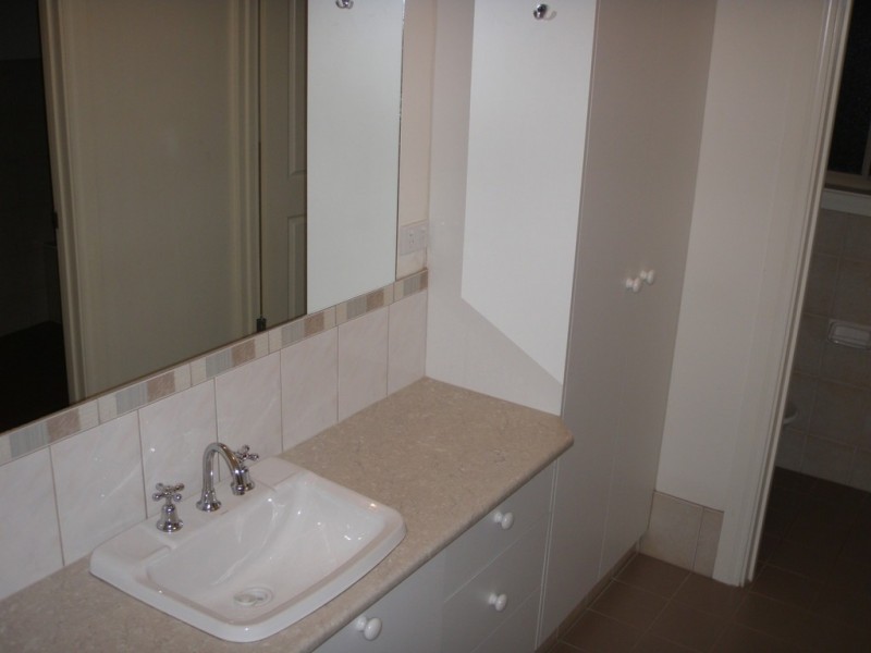 6 John Street, Para Hills SA 5096