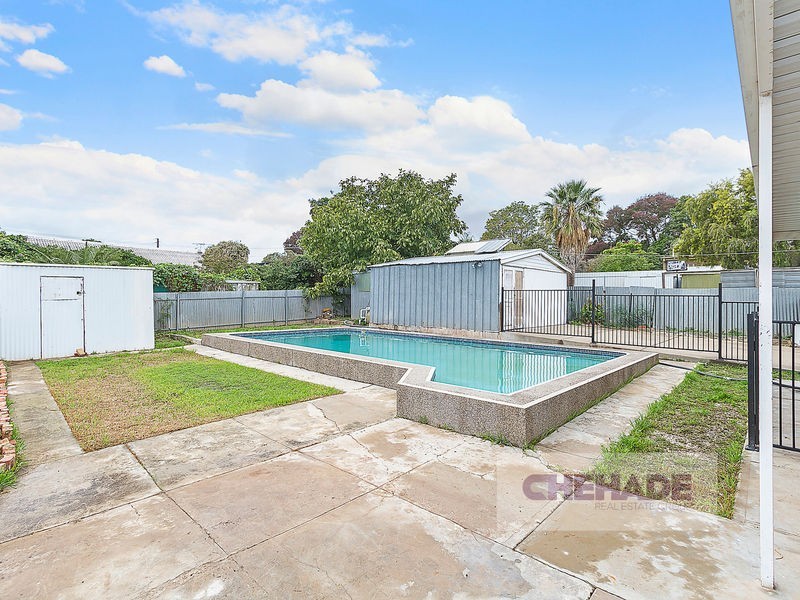 4 Loral Street, Para Hills SA 5096