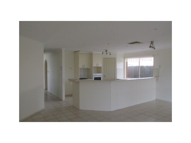 1 Landseer Place, Hillbank SA 5112