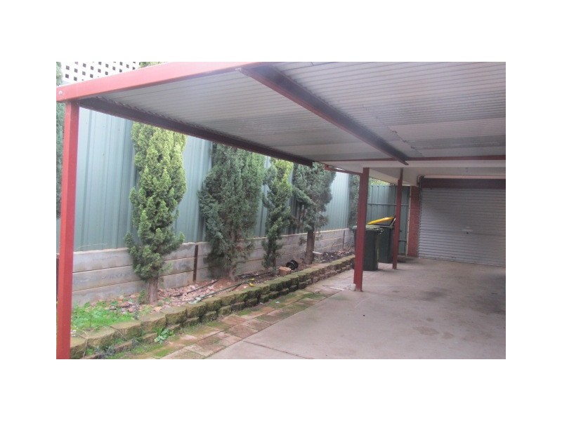 1 Landseer Place, Hillbank SA 5112