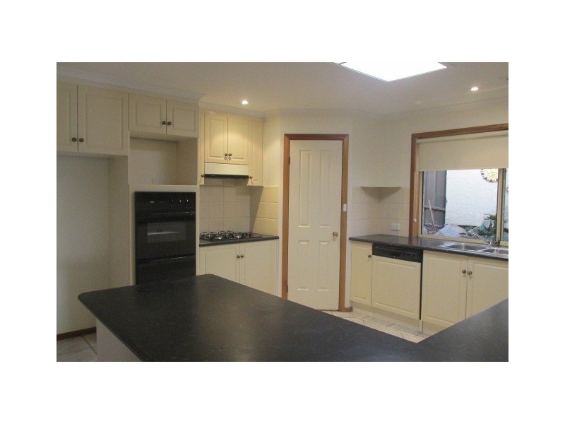 14 Sarah Crest, Hillbank SA 5112