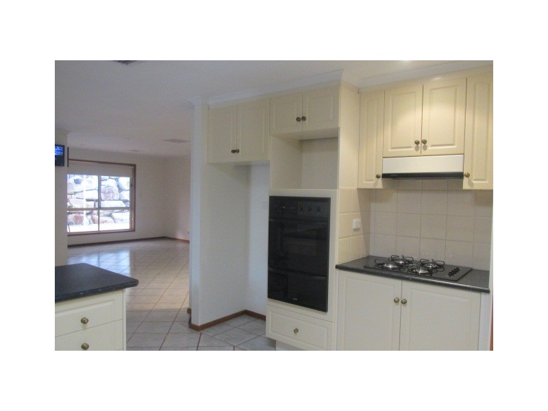 14 Sarah Crest, Hillbank SA 5112