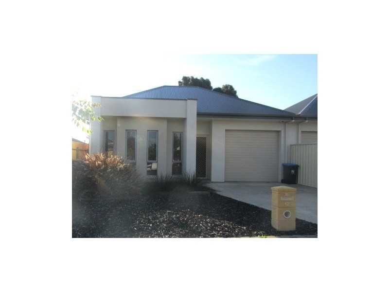 12 Stuart Street, Hillcrest SA 5086