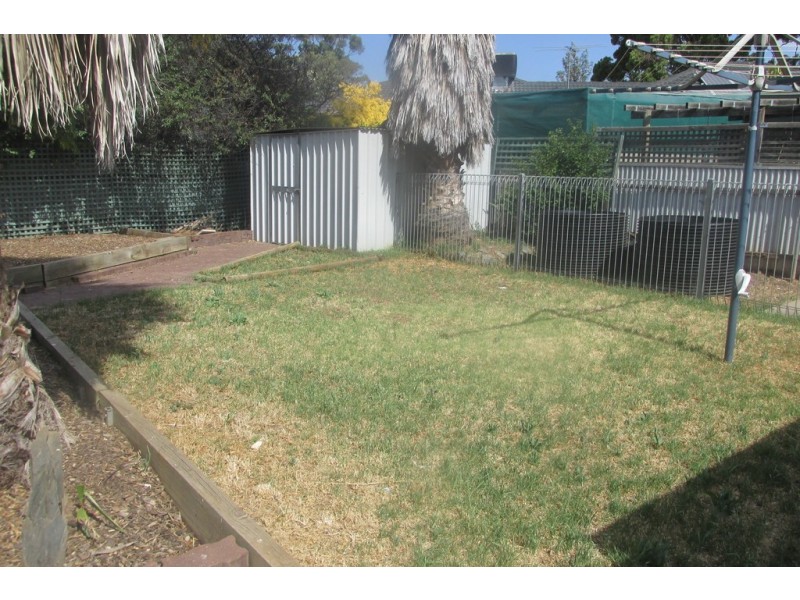 32 Francis street, Salisbury Heights SA 5109