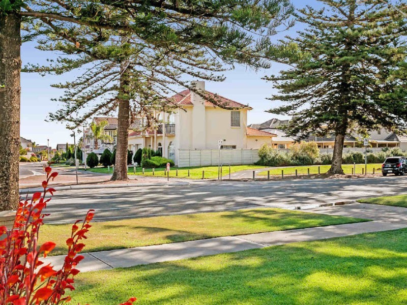 390 Lady Gowrie Drive, Osborne SA 5017