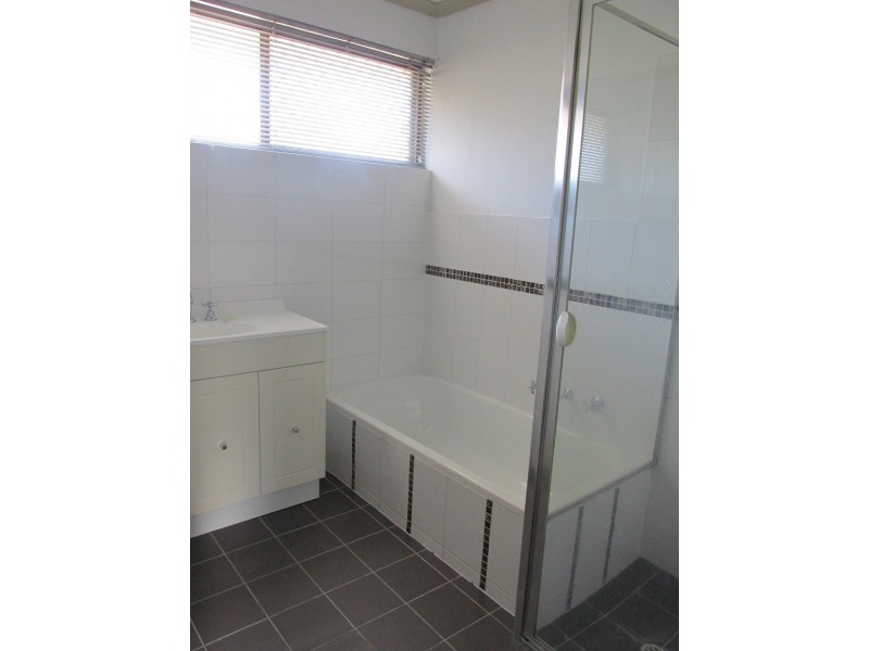 10 FLORISTON WAY, Salisbury Park SA 5109