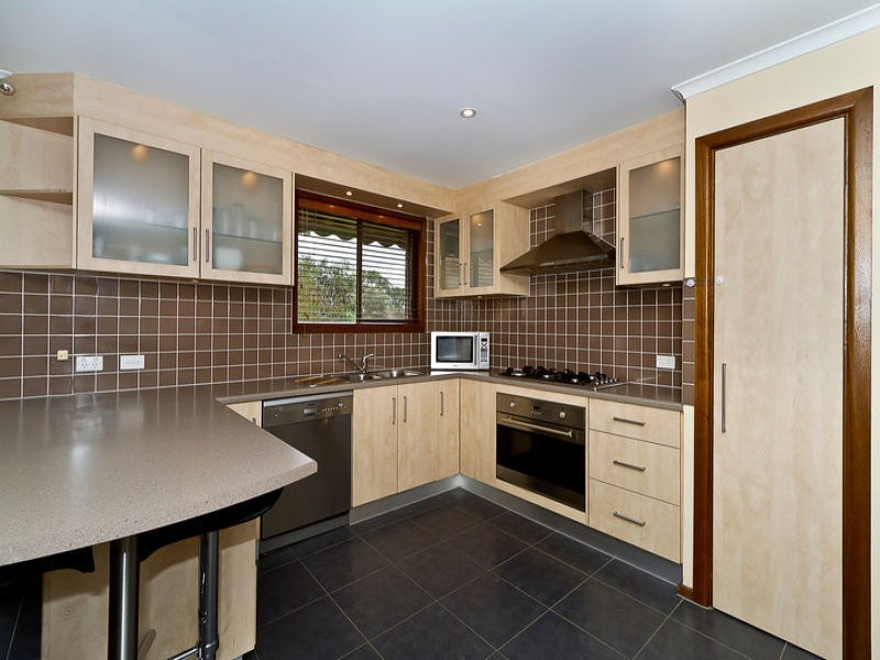 14 Pelsaert Avenue, Fairview Park SA 5126