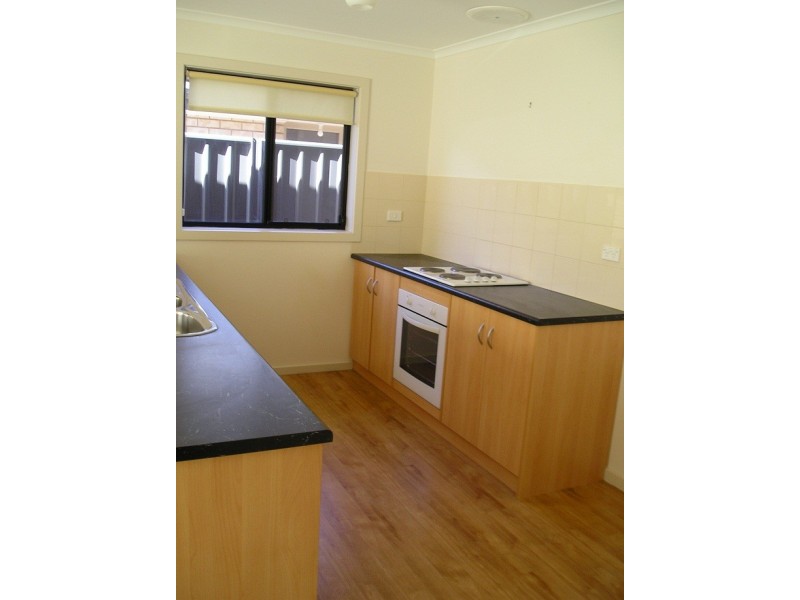 28 Hamra Drive, Smithfield SA 5114