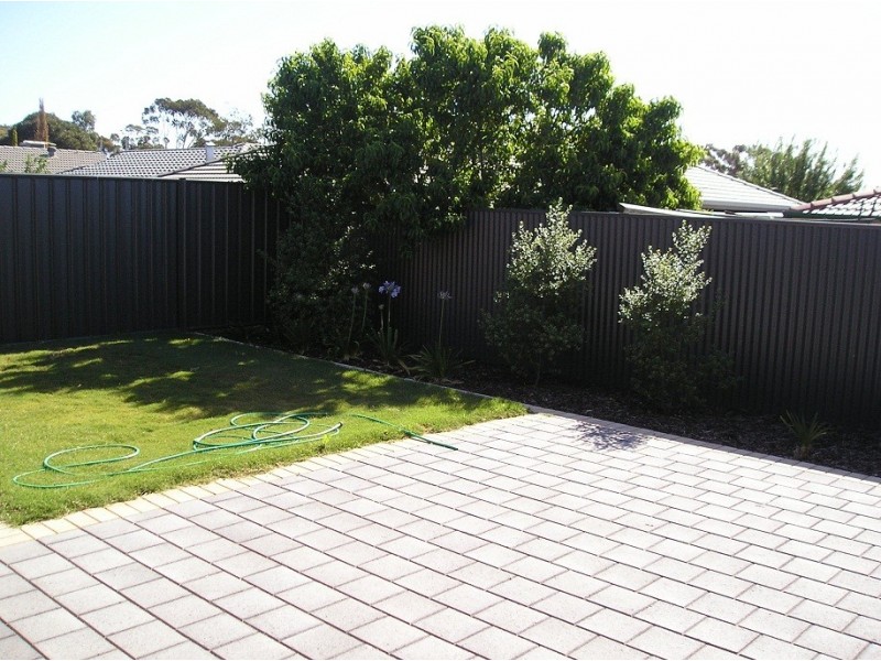 28 Hamra Drive, Smithfield SA 5114