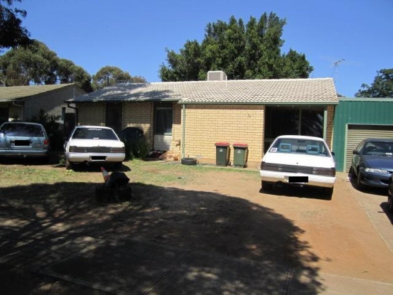 13 Myall  Avenue, Munno Para SA 5115