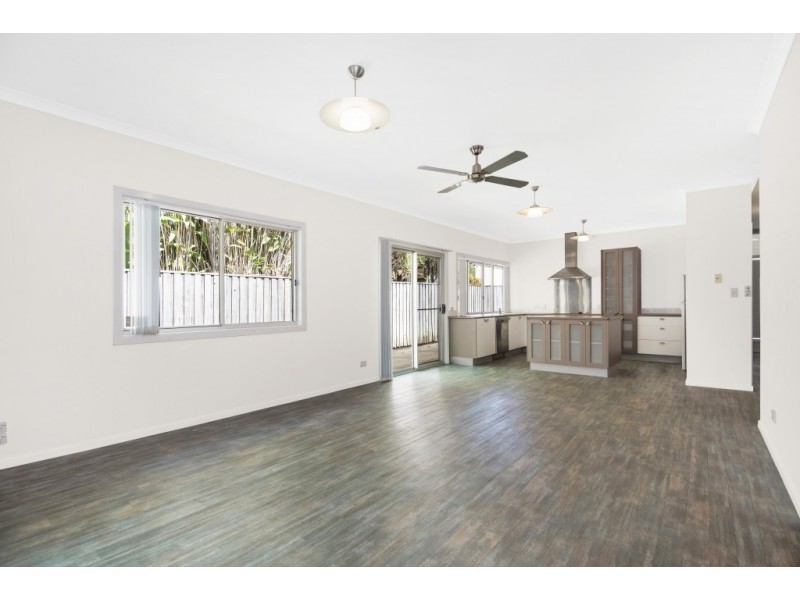 36 Tamarind Avenue, Cabarita Beach NSW 2488