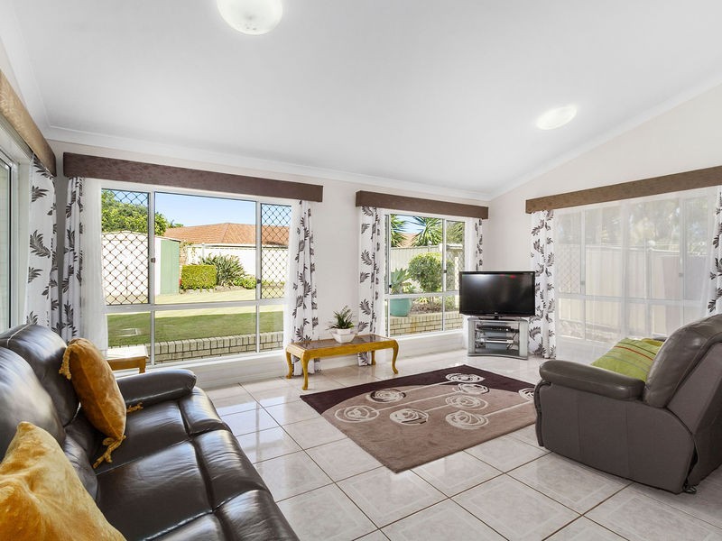 25 John Robb Way, Cudgen NSW 2487