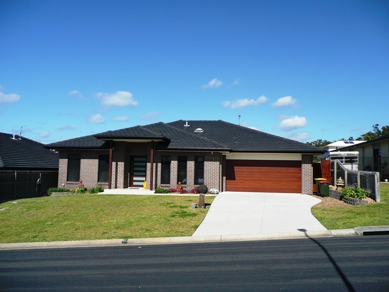 2/27 Kellehers Rd, Pottsville NSW 2489