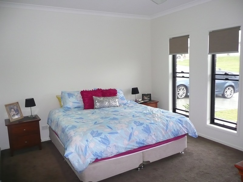 2/27 Kellehers Rd, Pottsville NSW 2489